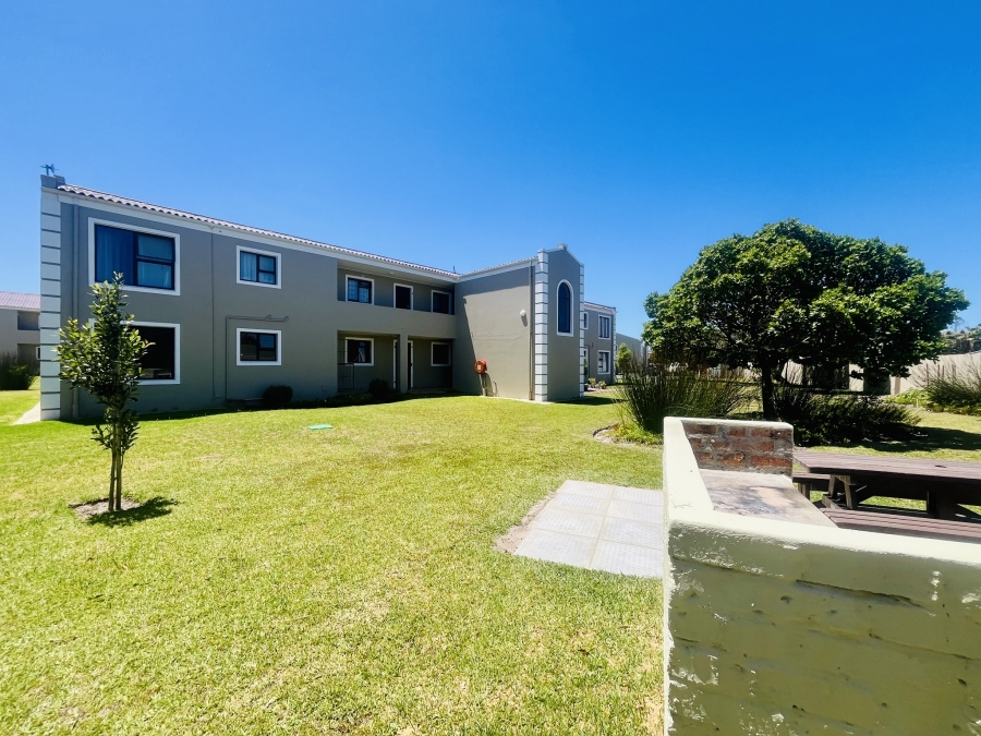 2 Bedroom Property for Sale in Sandbaai Western Cape